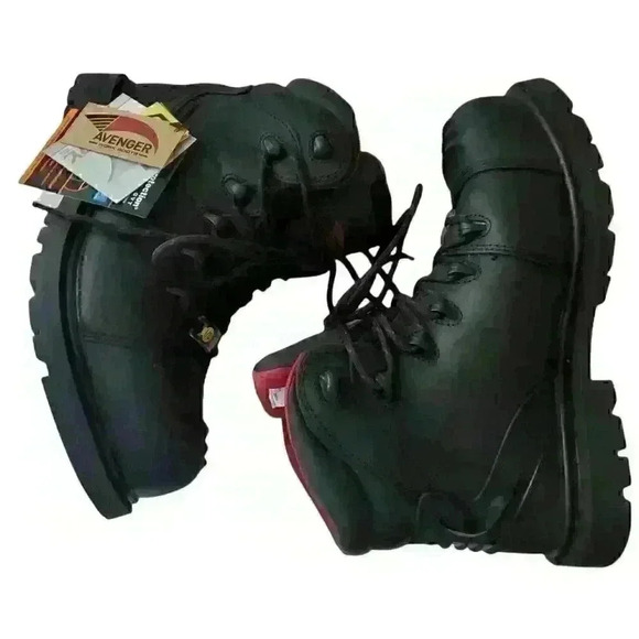 Avenger Men\'s Waterproof Work Boots Size 7.5 W